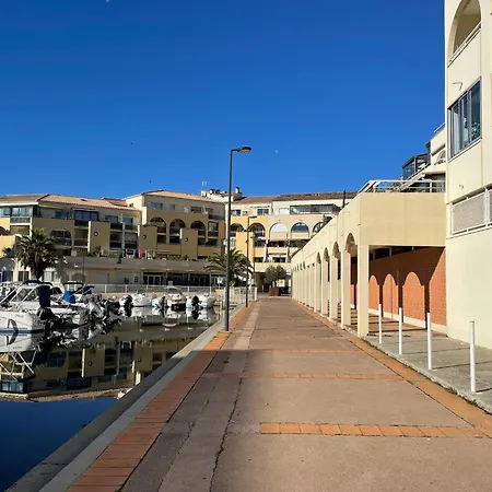 Pres De La Avec Parking A - Fr-1-338-104