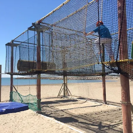 Pres De La Avec Parking A - Fr-1-338-104 سُت