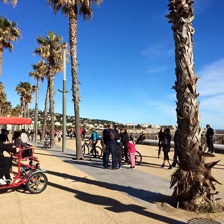 Pres De La Avec Parking A - Fr-1-338-104 * سُت