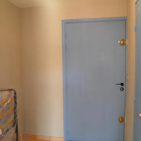 شقة Pres De La Avec Parking A - Fr-1-338-104 *