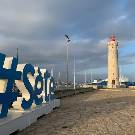 Pres De La Avec Parking A - Fr-1-338-104 Sète