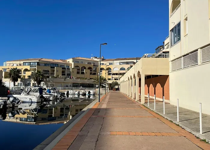 Pres De La Avec Parking A - Fr-1-338-104